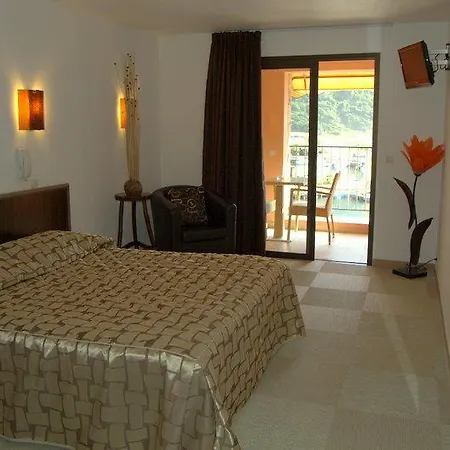 Hotell La Calypso 3*