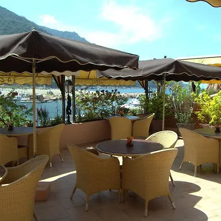 Hotel La Calypso 3*